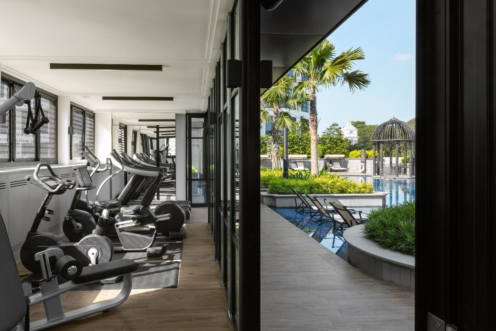 Grand Park City Hall Singapura Exterior foto The gym at The Hari
